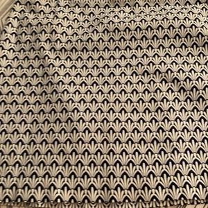 Adorable mid length skirt